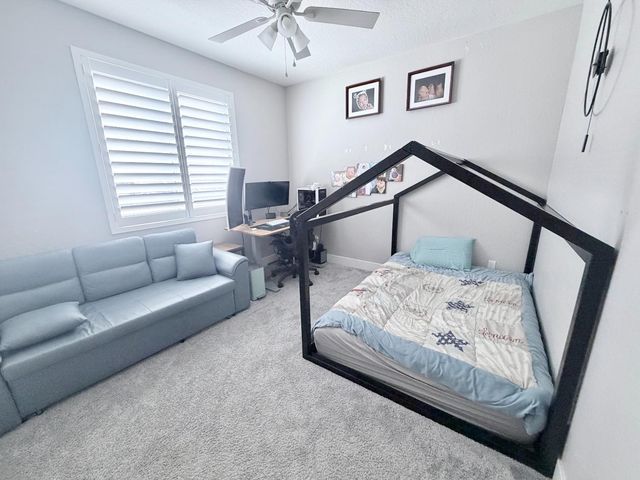 2031 N Osmun Avenue, Clovis, CA 93619