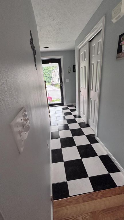 114 Morning Glory Drive, Manchester, NH 03109
