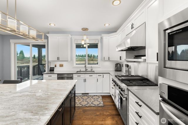 21603 31st Street E, Lake Tapps, WA 98391