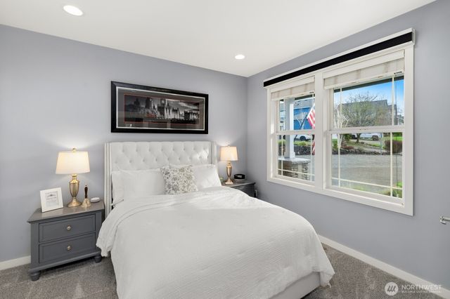 21603 31st Street E, Lake Tapps, WA 98391