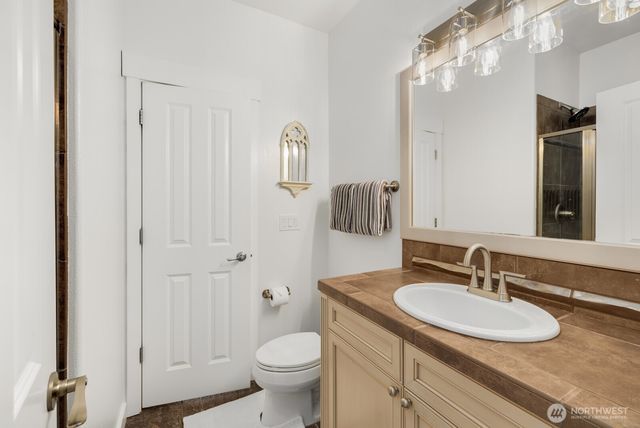 21603 31st Street E, Lake Tapps, WA 98391