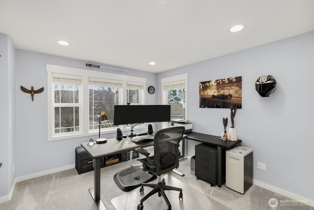 21603 31st Street E, Lake Tapps, WA 98391