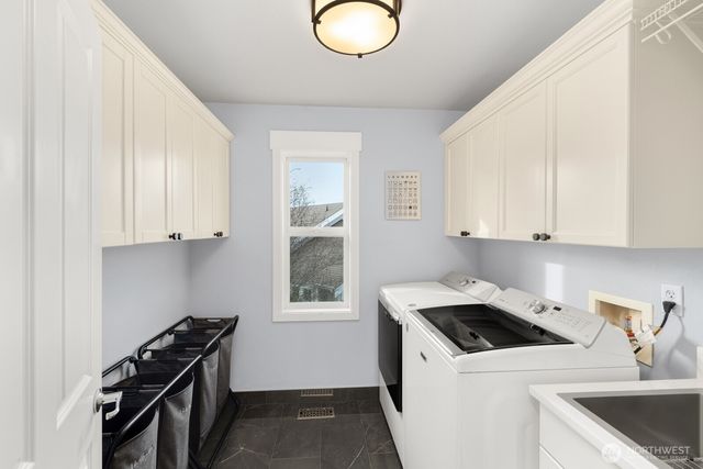 21603 31st Street E, Lake Tapps, WA 98391