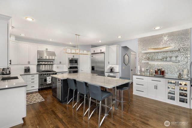 21603 31st Street E, Lake Tapps, WA 98391