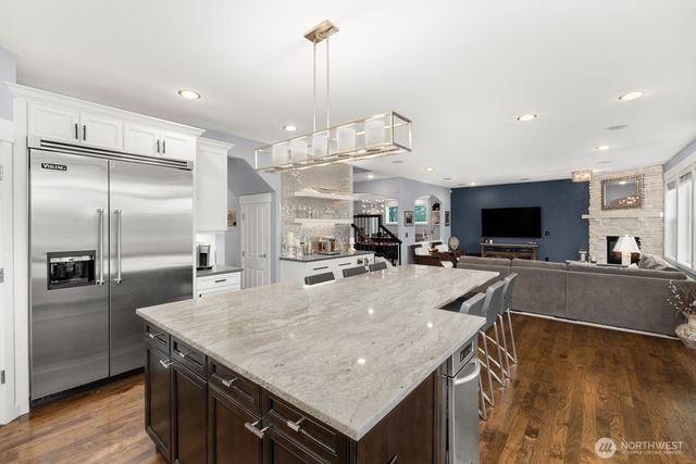 21603 31st Street E, Lake Tapps, WA 98391