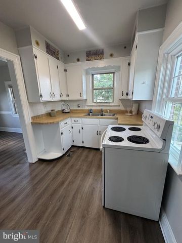 10720 COURTHOUSE RD, Fredericksburg, VA 22407