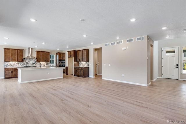 3422 N Gold Bug Court, Aurora, CO 80019