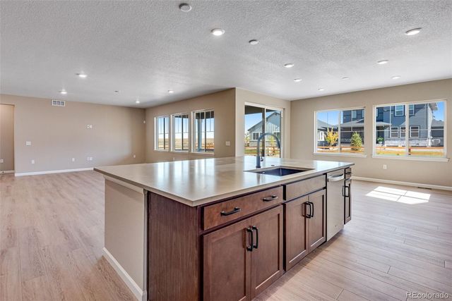 3422 N Gold Bug Court, Aurora, CO 80019