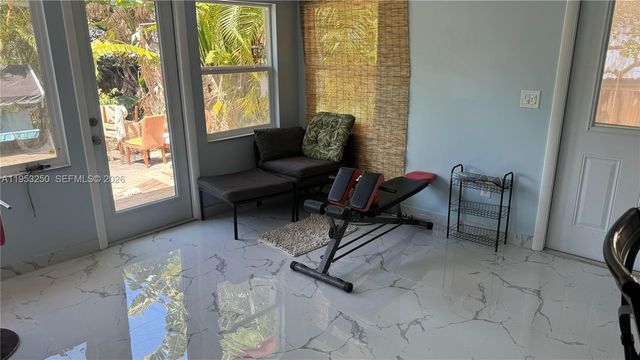 1633 Mckinley St Back Unit, Hollywood, FL 33020