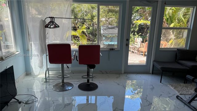 1633 Mckinley St Back Unit, Hollywood, FL 33020