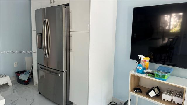 1633 Mckinley St Back Unit, Hollywood, FL 33020