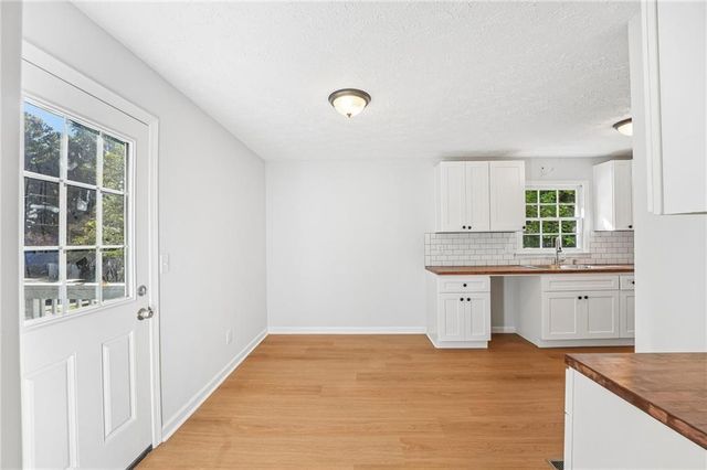 22 Oak Circle, Dallas, GA 30157