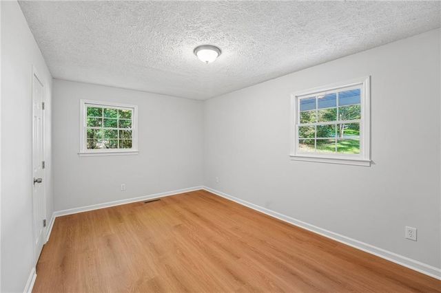 22 Oak Circle, Dallas, GA 30157