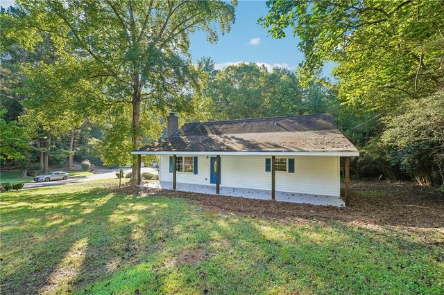 22 Oak Circle, Dallas, GA 30157