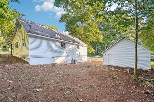 22 Oak Circle, Dallas, GA 30157