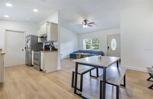 802 FOX LAKE DRIVE, Lakeland, FL 33809