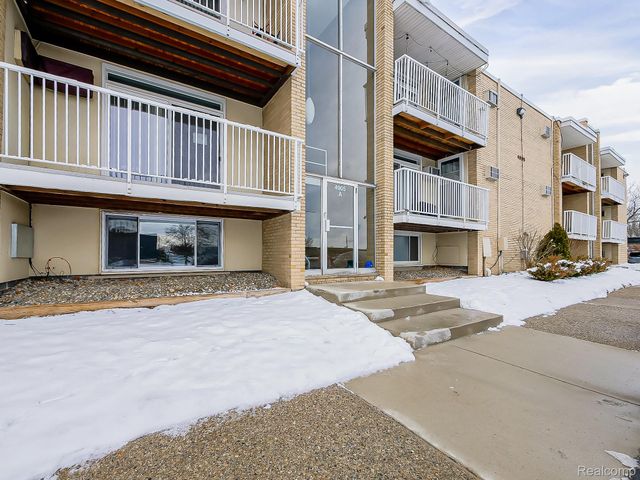 4905 Crooks A2 Road, Royal Oak, MI 48073