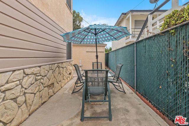 7024 Kittyhawk Avenue, Los Angeles, CA 90045