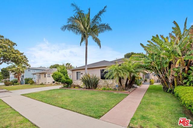 7024 Kittyhawk Avenue, Los Angeles, CA 90045