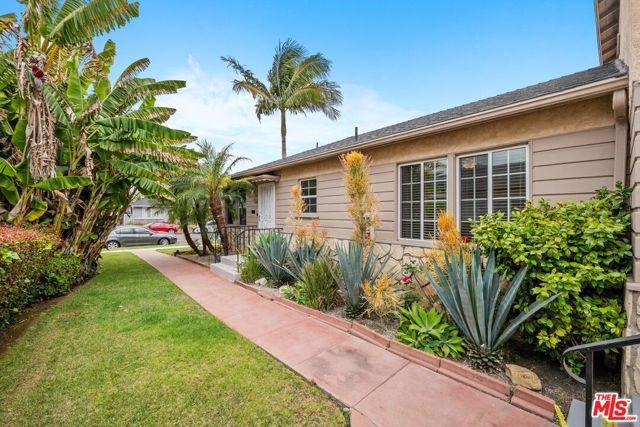 7024 Kittyhawk Avenue, Los Angeles, CA 90045