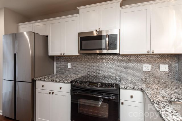 17522 Tuscany Lane, Cornelius, NC 28031