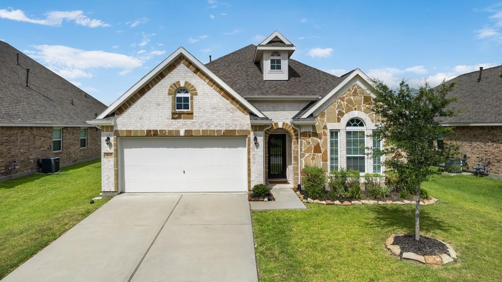 14127 Little River Drive, Baytown, TX 77523