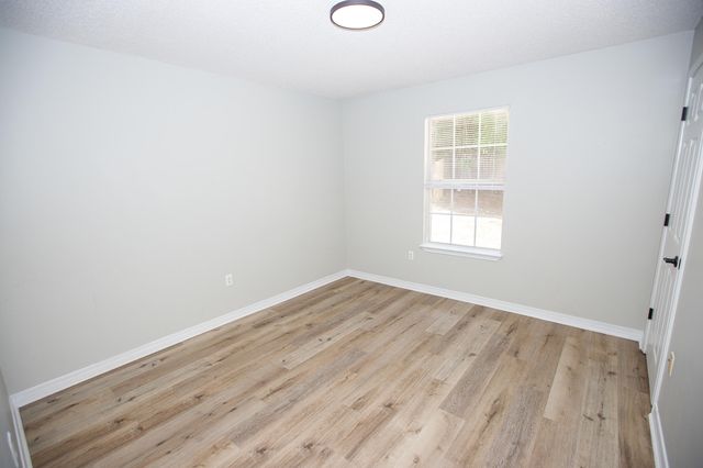 1305 Jefferyscot Court, Crestview, FL 32536