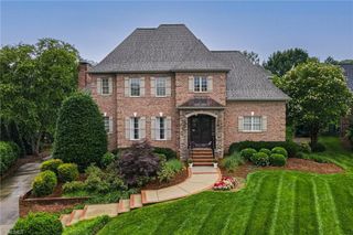 925 Salem Glen Court, Clemmons, NC 27012