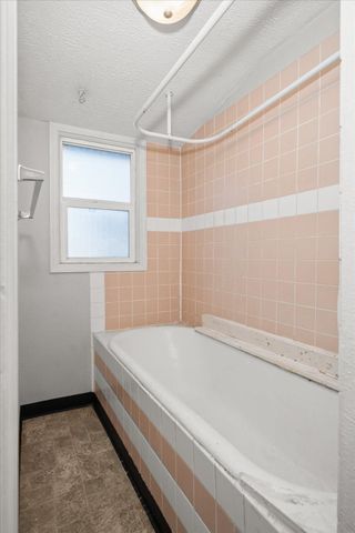 1507 W Chelan Ave, Spokane, WA 99205