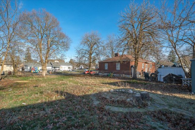 1507 W Chelan Ave, Spokane, WA 99205