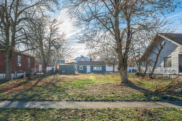 1507 W Chelan Ave, Spokane, WA 99205