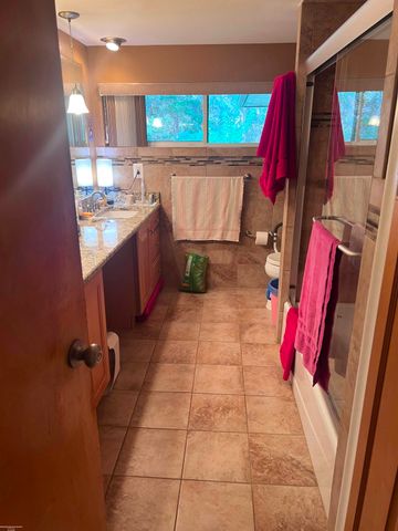 5156 Eastbrook Ct Court, Shelby Twp, MI 48316