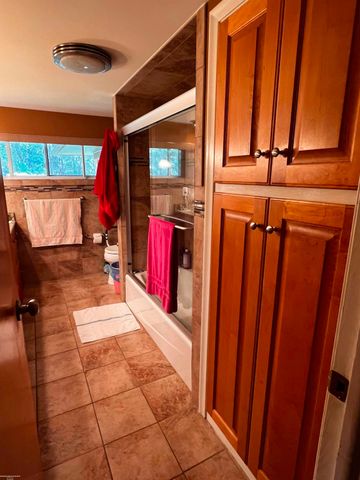 5156 Eastbrook Ct Court, Shelby Twp, MI 48316
