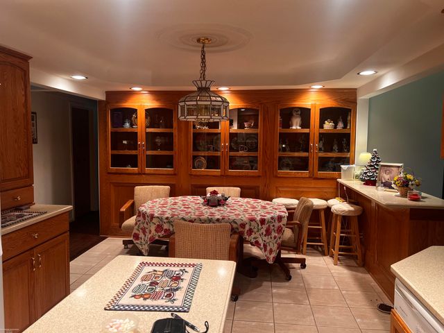 5156 Eastbrook Ct Court, Shelby Twp, MI 48316