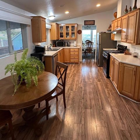 1900 California Highway 1, Moss Landing, CA 95039