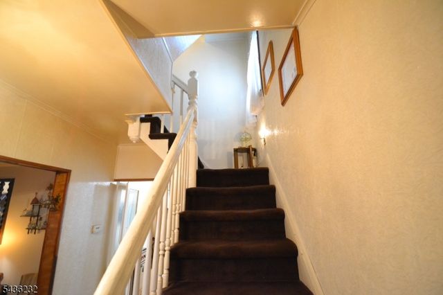 82 Christie Ave, Clifton City, NJ 07011