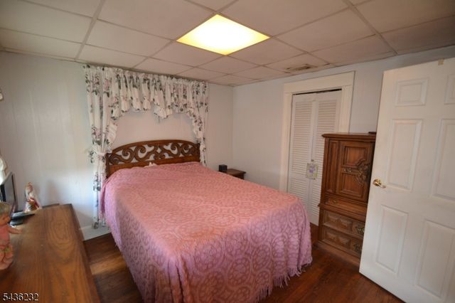 82 Christie Ave, Clifton City, NJ 07011