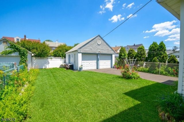 82 Christie Ave, Clifton City, NJ 07011