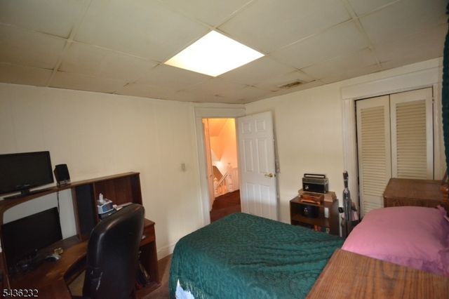 82 Christie Ave, Clifton City, NJ 07011