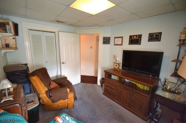 82 Christie Ave, Clifton City, NJ 07011