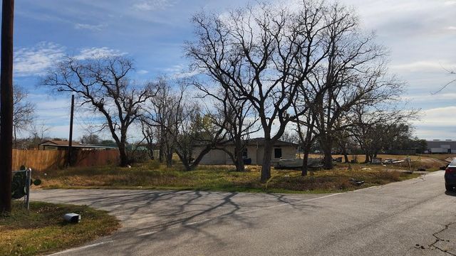 309 Canniff Road, Houston, TX 77587