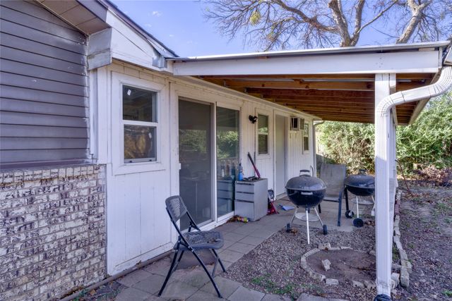 1717 Oak Tree Drive, Denton, TX 76209