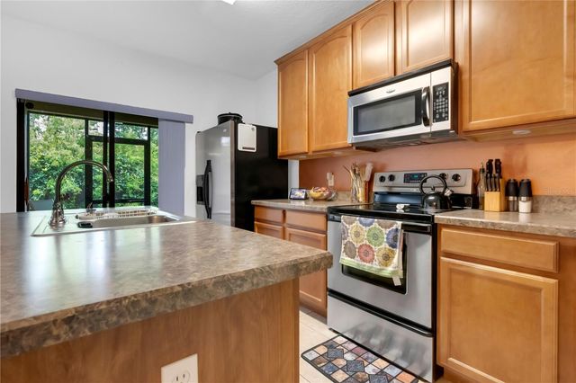 6067 APOLLOS CORNER WAY, Orlando, FL 32829