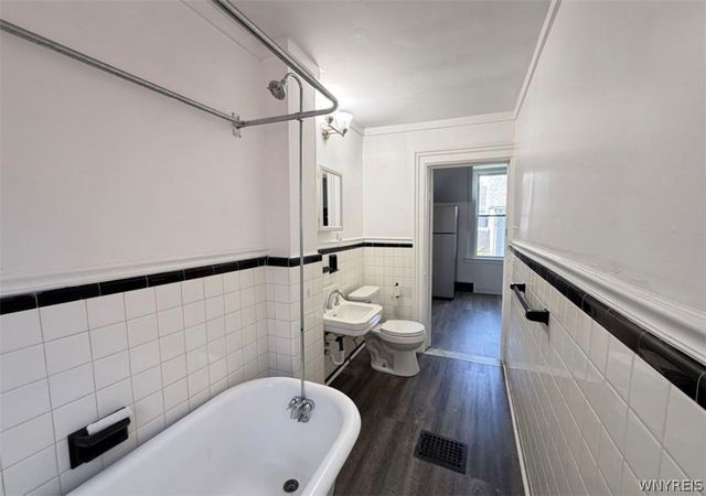 364 Fargo Avenue 2, Buffalo, NY 14213