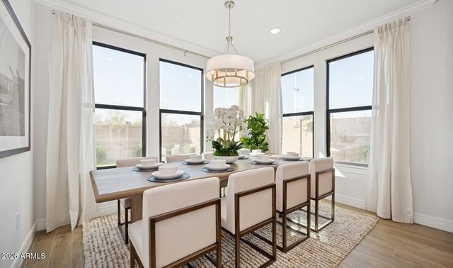 95 E Windsor Drive, Gilbert, AZ 85296