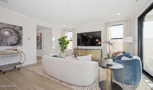 95 E Windsor Drive, Gilbert, AZ 85296