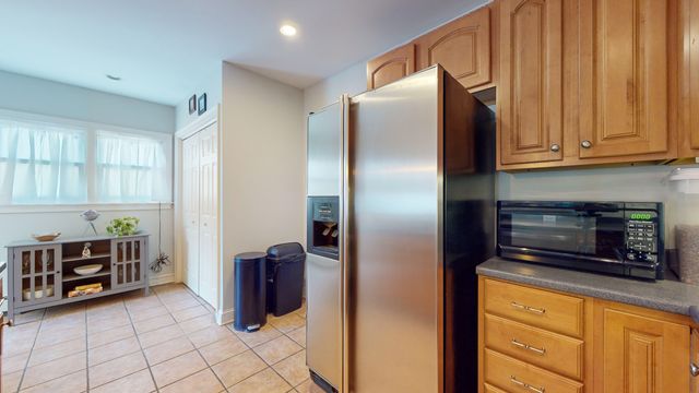 21 Nichols Avenue, Stamford, CT 06905