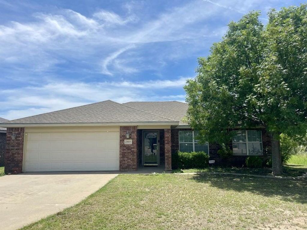 Image 1 of property listing at 2805 Mcgill Boulevard, San Angelo, TX 76905