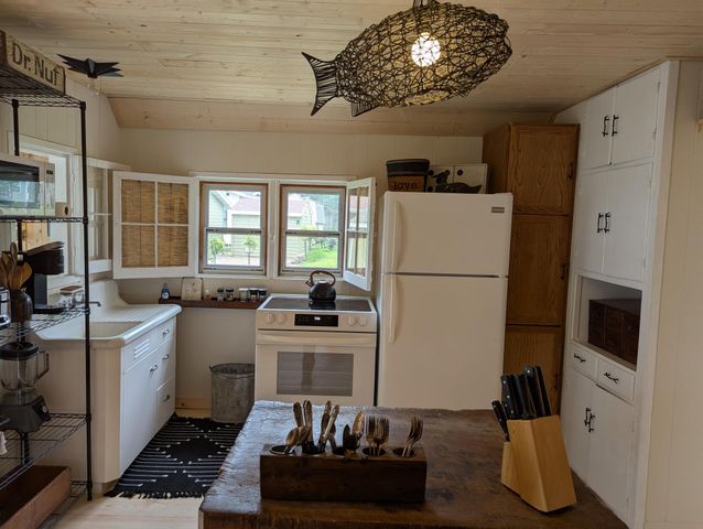 25637 Circle Drive, Garrison, MN 56450