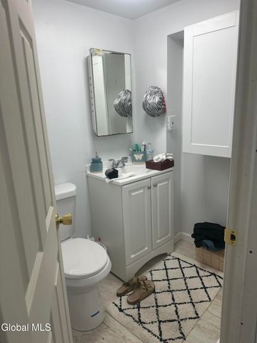 72 Bassett Street, Albany, NY 12202